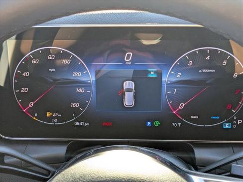 New 2025 Mercedes-Benz GLC 300 image 9