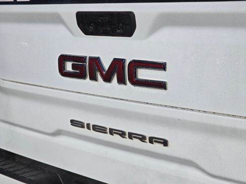 Used 2020 GMC Sierra 1500 AT4 w/ AT4 Premium Package image 9