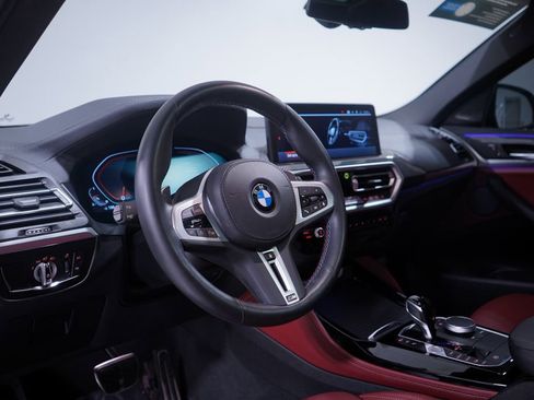 Used 2023 BMW X4 M40i w/ Premium Package image 6