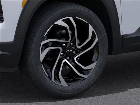 New 2026 Chevrolet TrailBlazer RS w/ Convenience Package AWD/4WD image 11