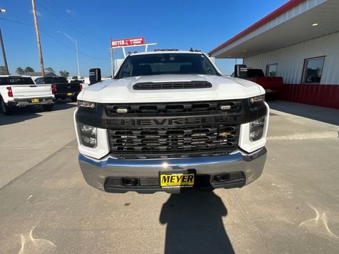 Used 2021 Chevrolet Silverado 3500 W/T w/ WT Convenience Package AWD/4WD image 3
