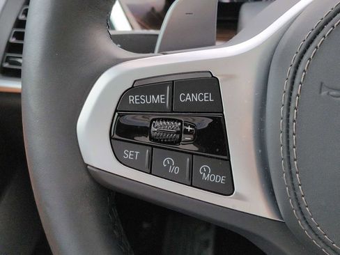 Used 2025 BMW X5 xDrive40i w/ M Sport Package image 26