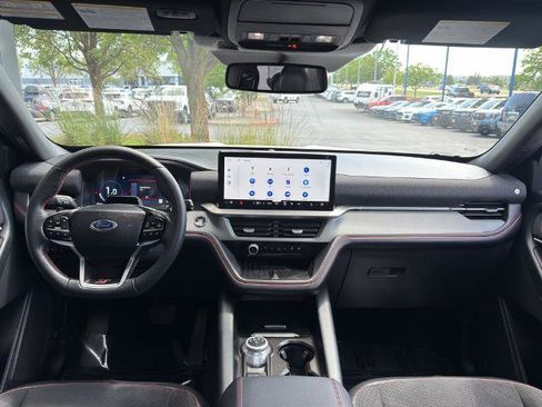 Certified 2025 Ford Explorer ST AWD/4WD image 36