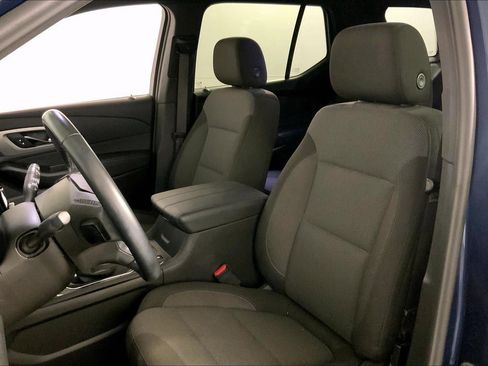 Used 2023 Chevrolet Traverse LT FWD image 22