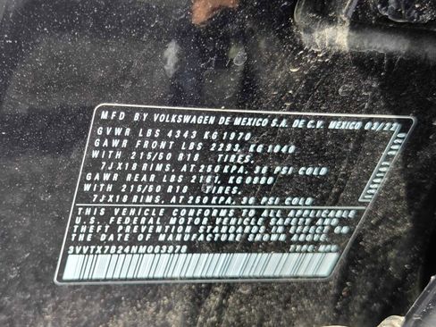 Used 2022 Volkswagen Taos SE image 19