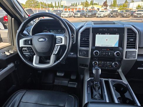 Used 2017 Ford F150 Lariat w/ Equipment Group 502A Luxury AWD/4WD image 11