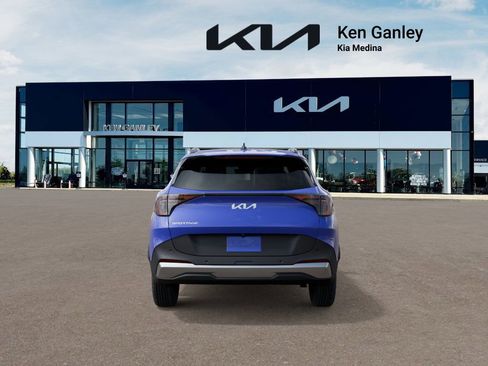 New 2026 Kia Sportage EX w/ EX Panorama Roof Package image 5