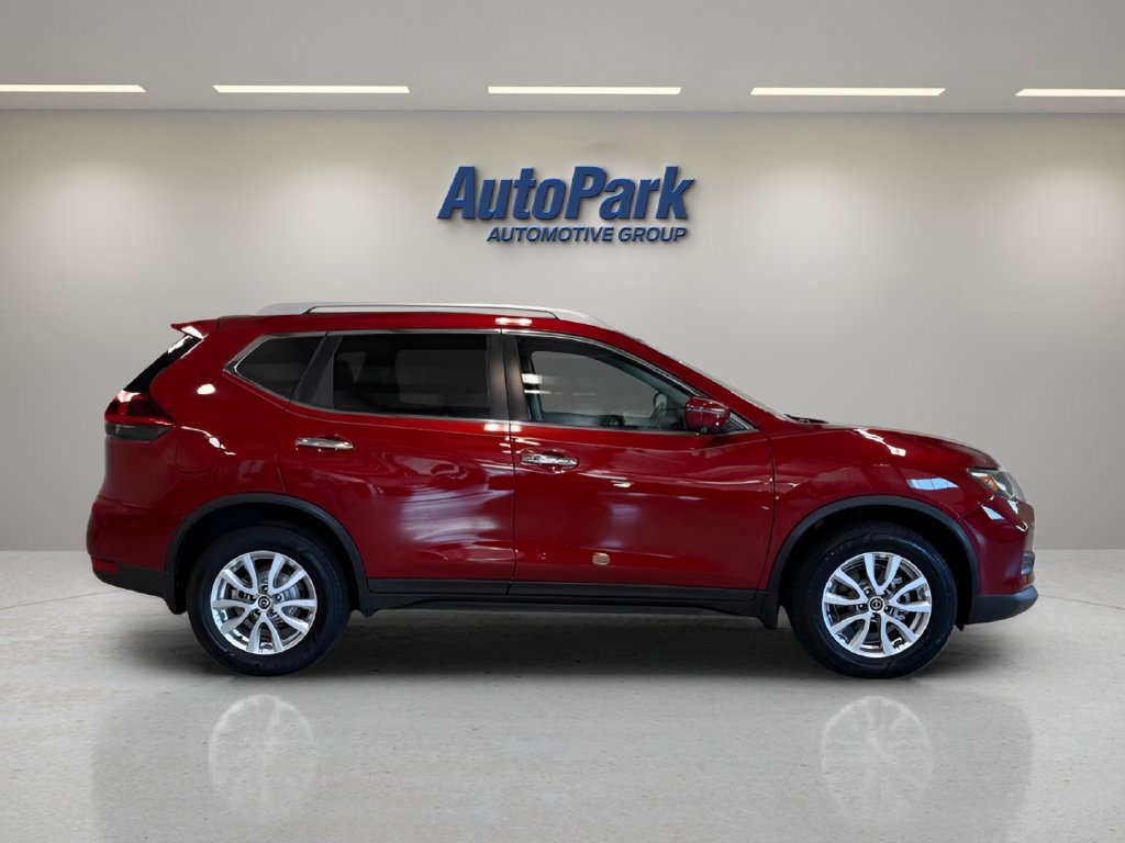 Used 2018 Nissan Rogue SV w/ Premium Package AWD/4WD image 8