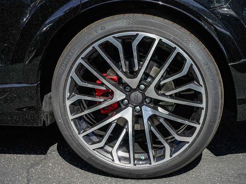 New 2026 Audi SQ8 Prestige AWD/4WD image 10