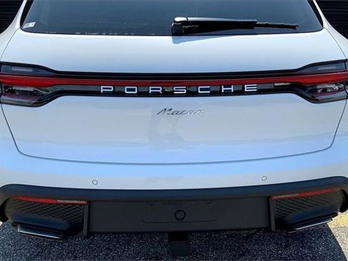 New 2025 Porsche Macan image 38