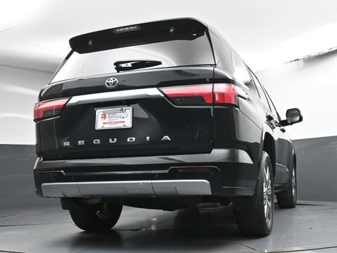 Certified 2024 Toyota Sequoia Capstone image 28