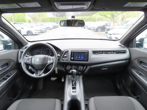 Used 2022 Honda HR-V Sport image 16