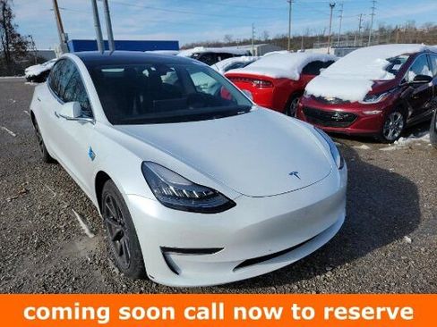 Used 2018 Tesla Model 3 Performance image 1