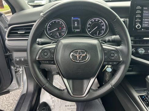 Used 2023 Toyota Camry SE FWD image 18