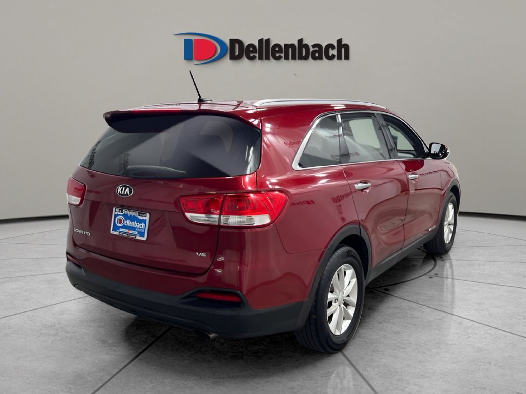 Used 2017 Kia Sorento AWD image 4