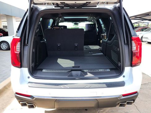 New 2026 GMC Yukon XL Denali Ultimate AWD/4WD image 63
