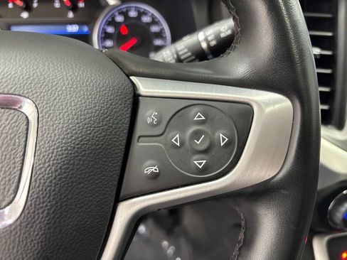 Used 2023 GMC Acadia SLT AWD/4WD image 16