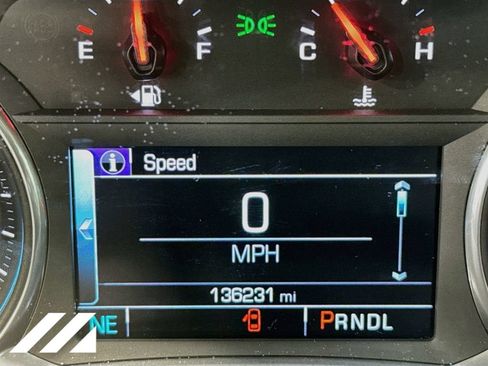 Used 2018 Chevrolet Equinox LT w/ Sun & Infotainment Package AWD/4WD image 13