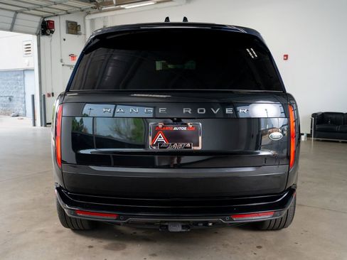 Used 2023 Land Rover Range Rover Long Wheelbase Autobiography image 7