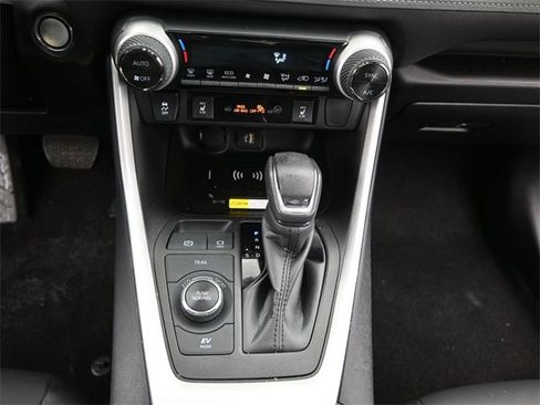 Used 2025 Toyota RAV4 XLE Premium image 8