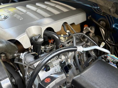 Used 2010 Toyota Tundra Limited image 73