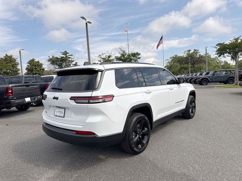 New 2026 Jeep Grand Cherokee L Limited AWD/4WD image 3