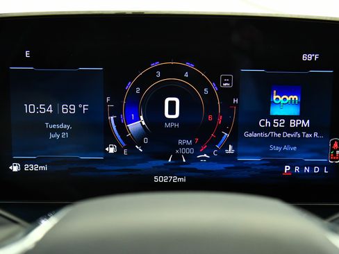 Used 2024 Chevrolet Traverse LT FWD image 38