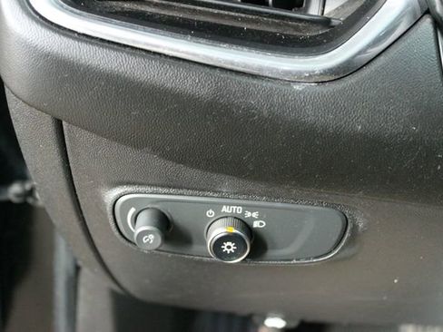 Used 2018 Chevrolet Equinox LT AWD/4WD image 13