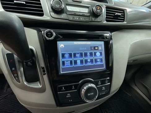 Used 2017 Honda Odyssey SE image 16