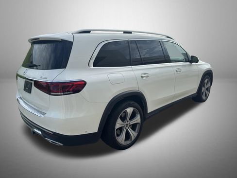 Used 2022 Mercedes-Benz GLS 450 4MATIC image 3