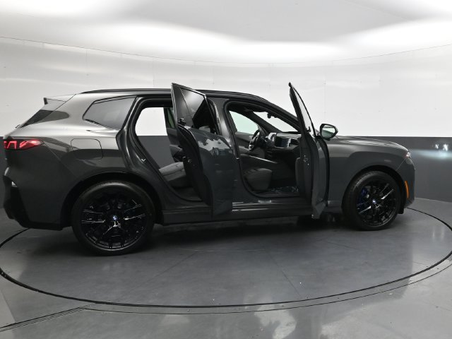 New 2027 BMW X5 xDrive40i w/ M Sport Professional Package AWD/4WD image 41