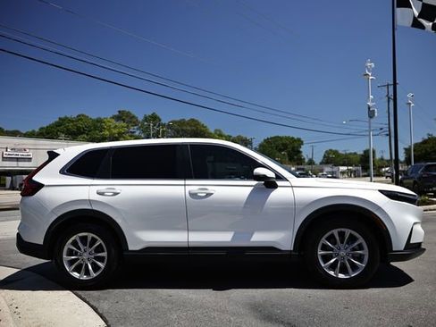 Certified 2023 Honda CR-V EX image 9