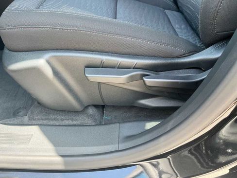 New 2026 Chevrolet Equinox LT FWD image 15