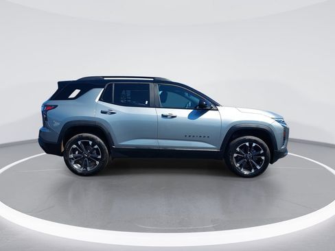 New 2026 Chevrolet Equinox RS w/ Convenience Package III FWD image 9