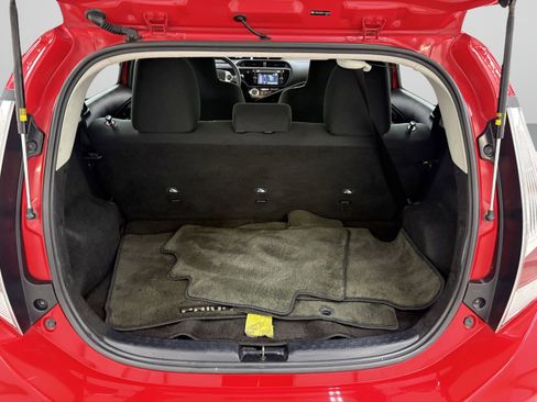 Used 2015 Toyota Prius C One FWD image 8