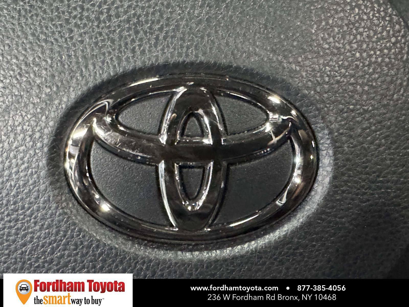 Certified 2023 Toyota RAV4 LE AWD/4WD image 31