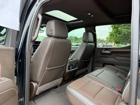 Used 2024 GMC Sierra 1500 Denali w/ Denali Reserve Package AWD/4WD image 22