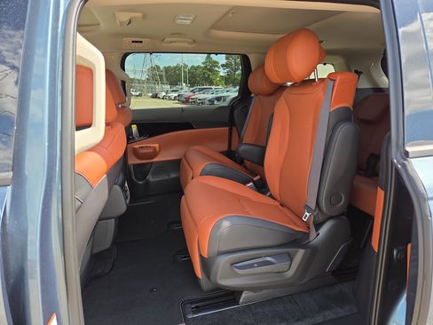 New 2026 Kia Carnival SX Prestige image 6