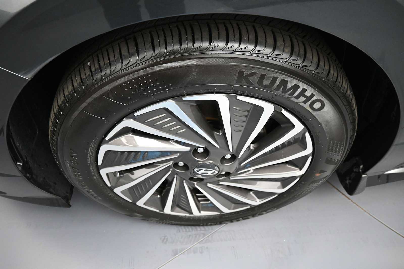 Used 2026 Hyundai Sonata SEL FWD image 14