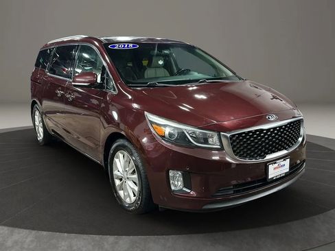 Used 2018 Kia Sedona EX image 7