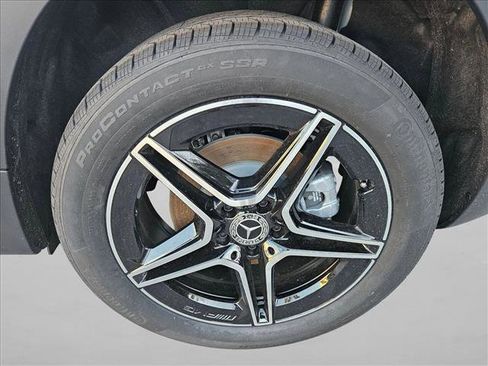 New 2026 Mercedes-Benz GLB 250 image 10