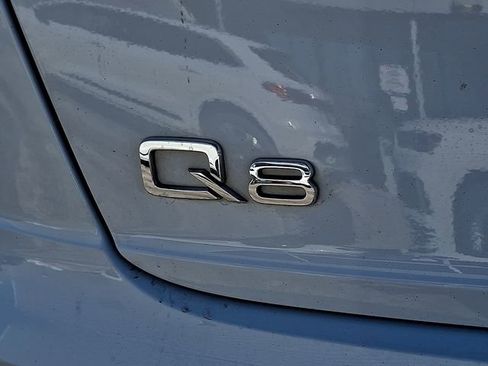 Used 2020 Audi Q8 Premium image 31