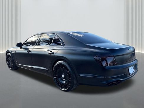 Used 2023 Bentley Flying Spur V8 image 7