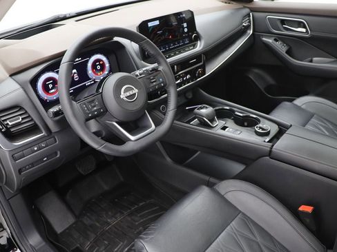 Used 2023 Nissan Rogue Platinum w/ Platinum Premium Package image 15