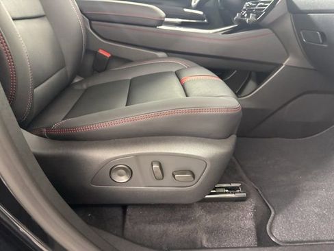 New 2026 Chevrolet Traverse RS image 19