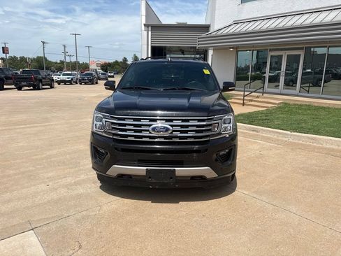 Used 2019 Ford Expedition Max XLT w/ Equipment Group 202A AWD/4WD image 10