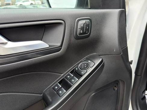 Used 2026 Ford Escape ST-Line Select w/ Tech Pack #2 AWD/4WD image 19