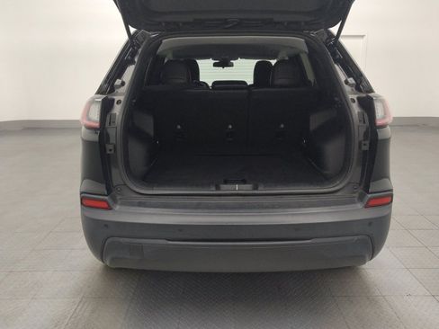 Used 2020 Jeep Cherokee Latitude Plus image 29