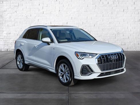 Certified 2025 Audi Q3 2.0T Premium Plus w/ Premium Plus Package image 1