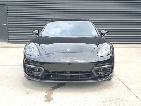 Used 2023 Porsche Panamera 4 Platinum Edition AWD/4WD image 9